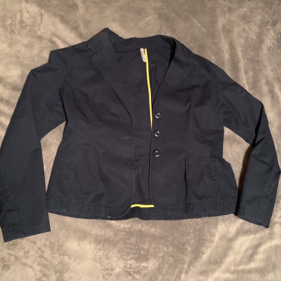 Old Navy lightweight navy jacket - Picture 2 of 4
